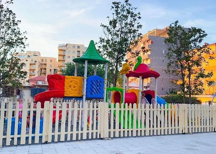 Daire Kings For 3 Lezhë